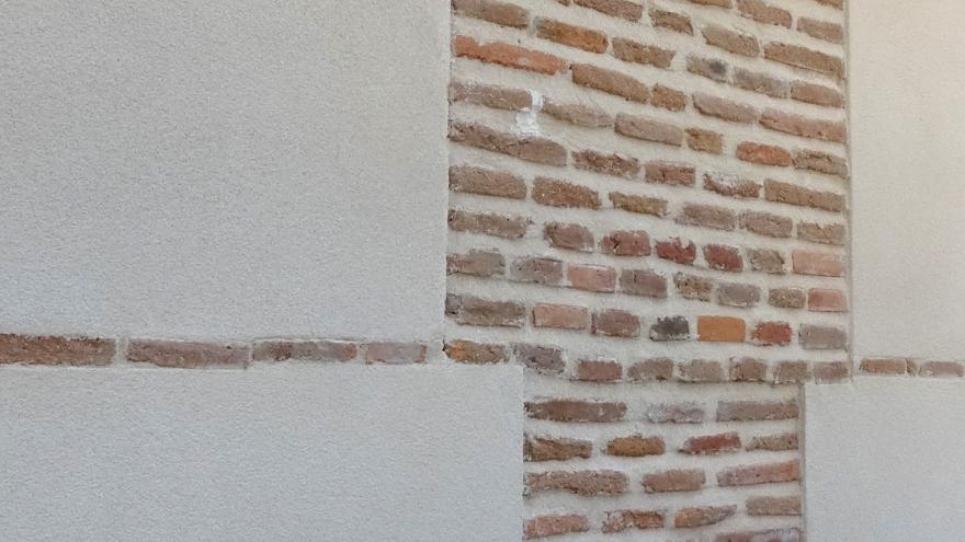  Tapia del antiguo convento de las Carmelitas Descalzas después