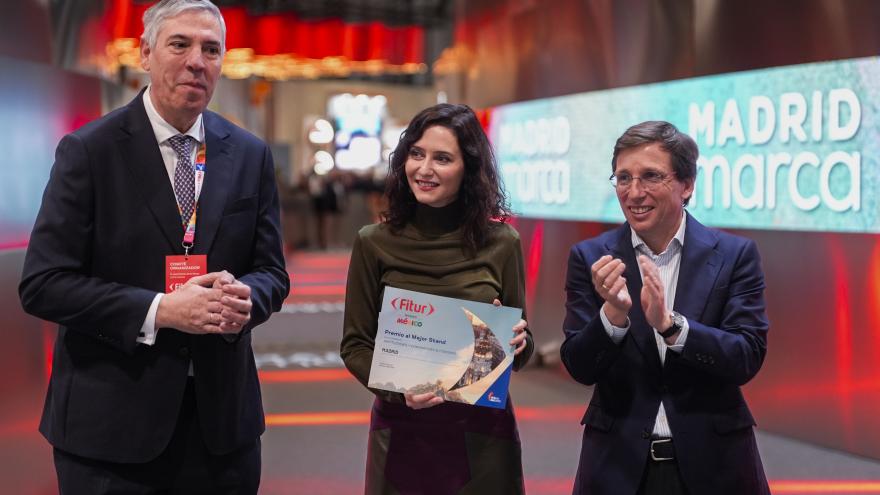 Díaz Ayuso recoge el Premio a la Comunidad de Madrid por el Mejor Estand de FITUR 2026 Feria Internacional de Turismo