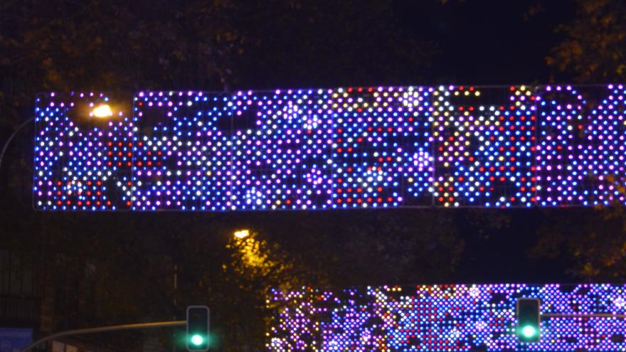 Pacientes del Hospital Universitario Doctor Rodríguez Lafora disfrutan del alumbrado navideño de la capital gracias a la colaboración del Consorcio Regional de Transportes Luces navideñas de Madrid