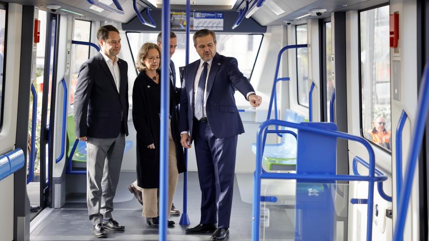 El consejero de Vivienda, Transportes e Infraestructuras