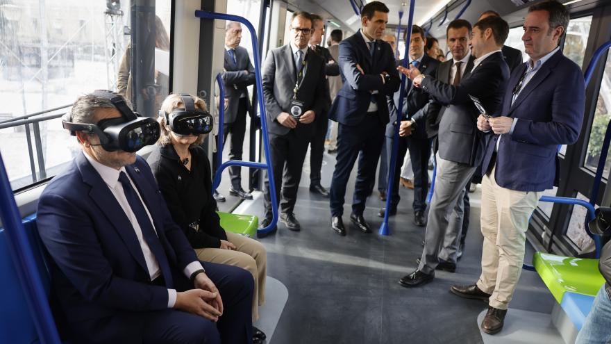 El consejero de Vivienda, Transportes e Infraestructuras