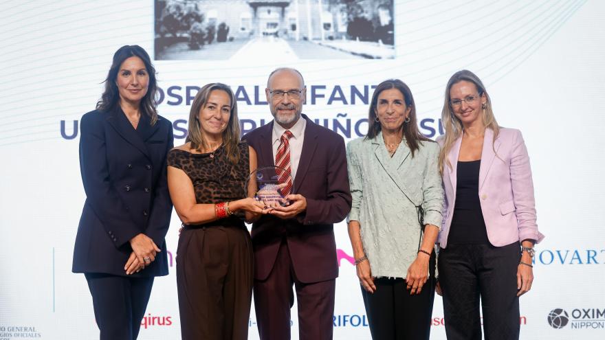 La sanidad pública madrileña, reconocida en los III Premios Liderazgo Sanitario La consejera Matute