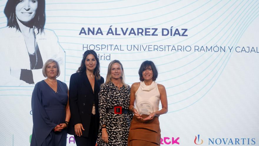 La sanidad pública madrileña, reconocida en los III Premios Liderazgo Sanitario La consejera Matute