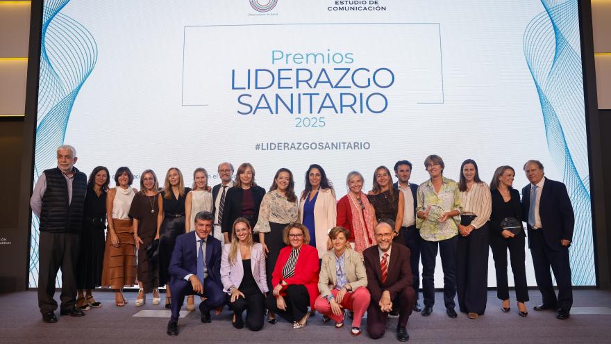 La sanidad pública madrileña, reconocida en los III Premios Liderazgo Sanitario La consejera Matute
