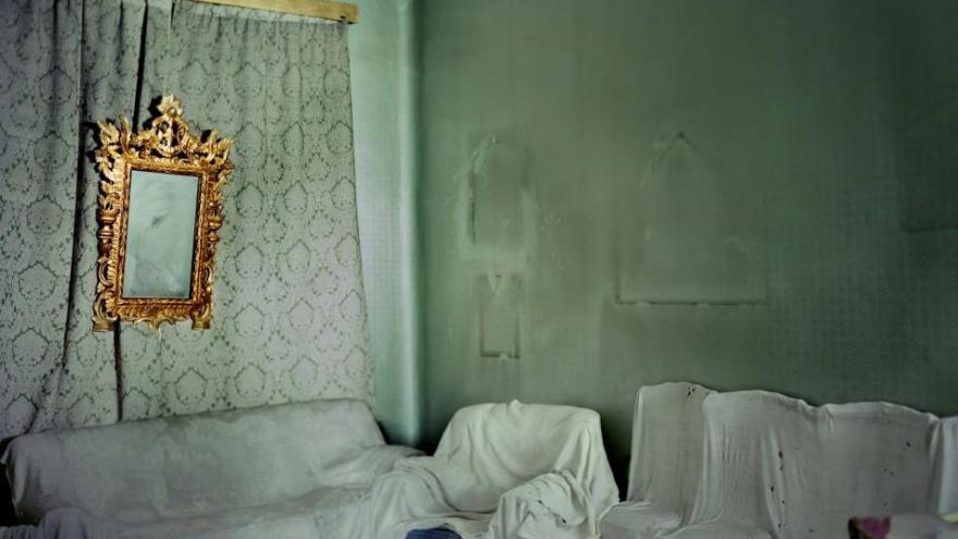 La seda rota ©Juan Manuel Castro Prieto, 2006