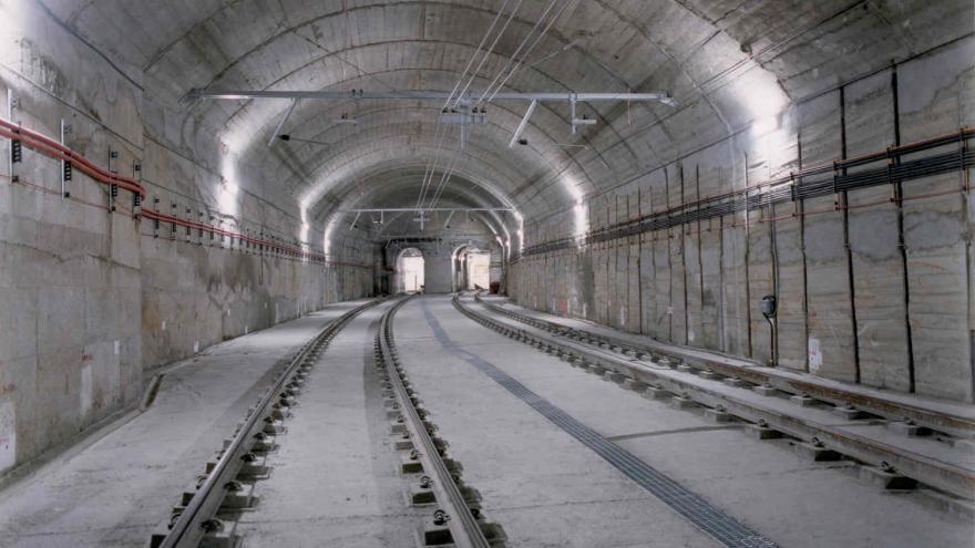 Túnel variante Línea 10