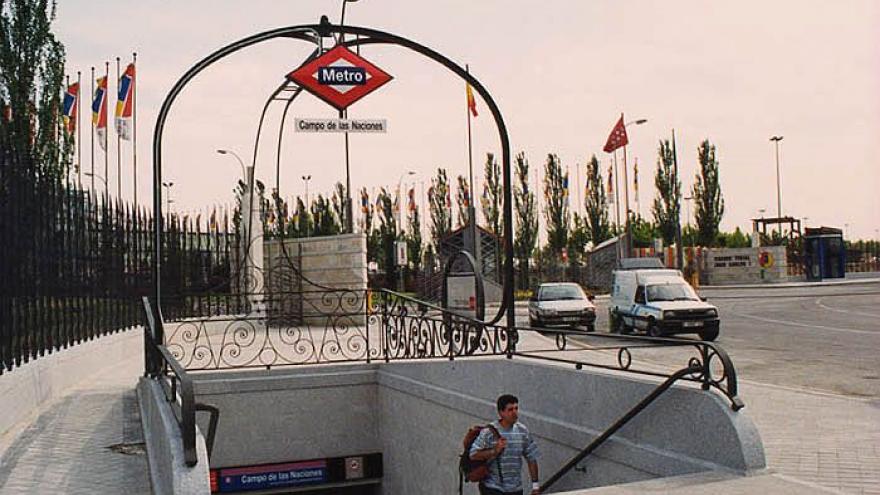 Acceso Campo de las Naciones