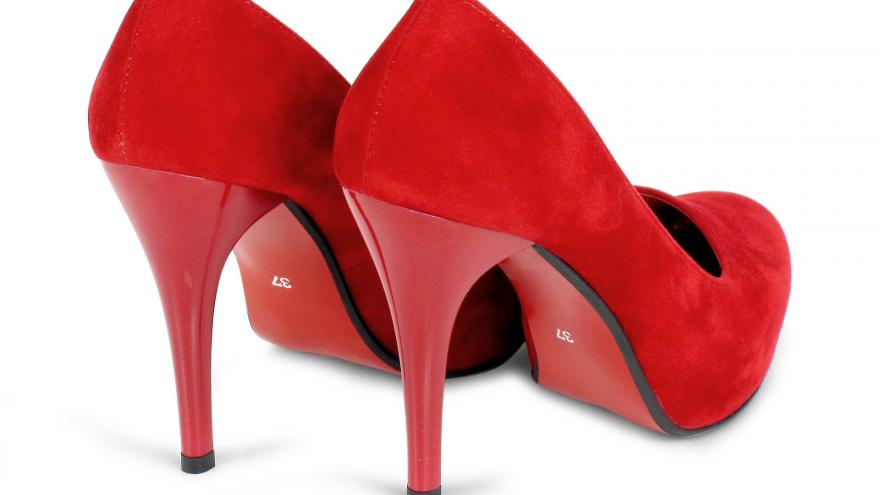 Zapatos de tacón rojo