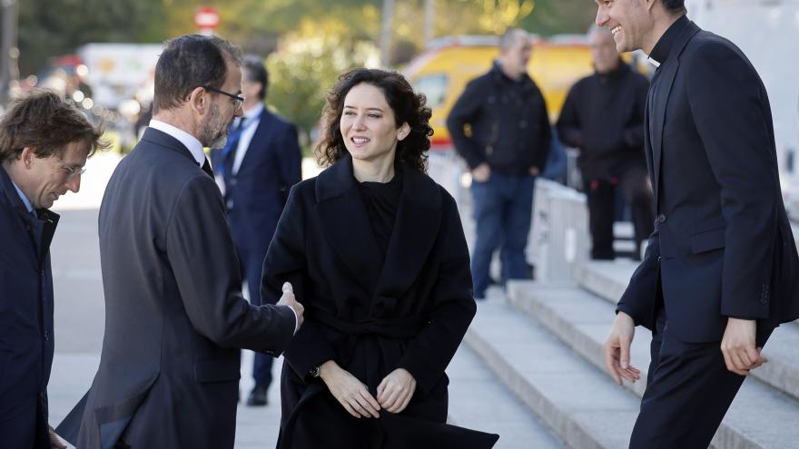 La presidenta llegando a la catedral
