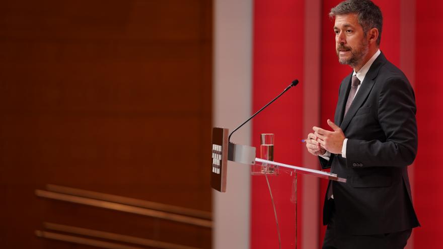 El consejero durante la rueda de prensa