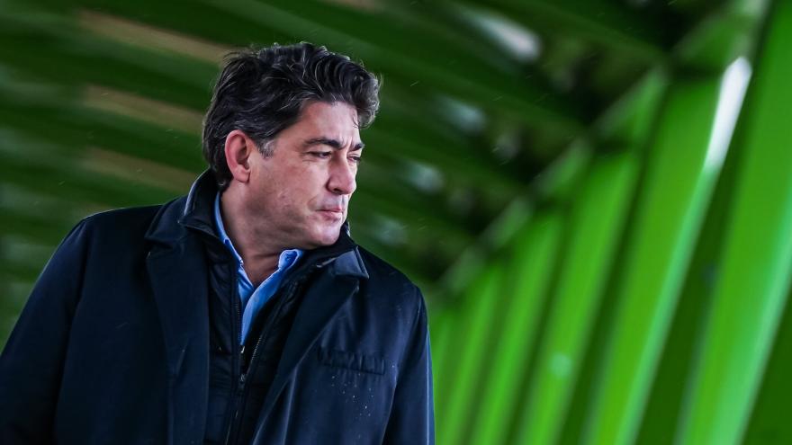 El consejero de la pasarela