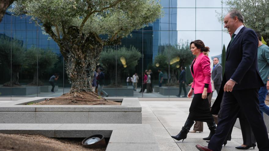 La presidenta en su visita al campus