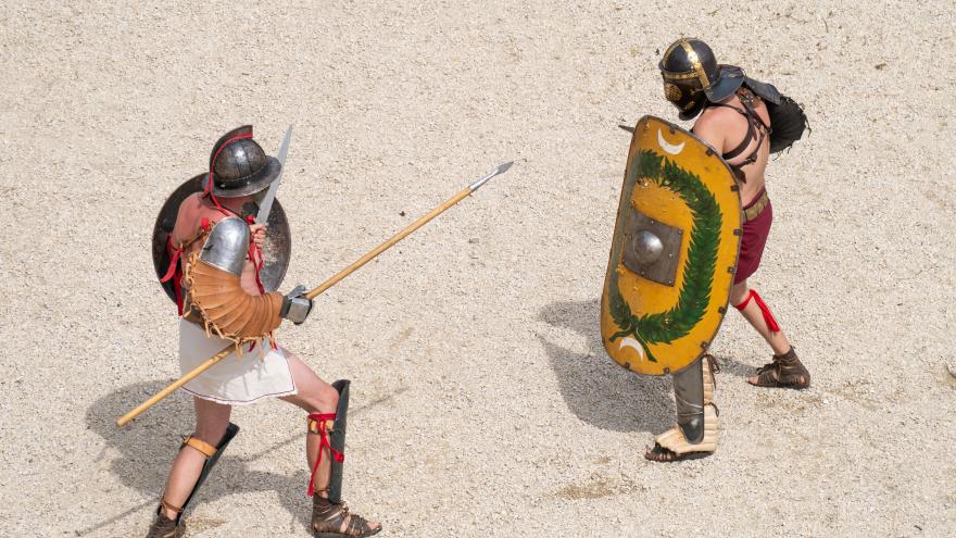 Gladiadores luchando