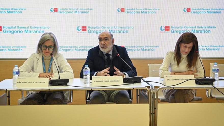 Alberto Pardo, subdirector general de Calidad Asistencial de la Consejería de Sanidad, inauguró la jornada asistentes a reunión en hospital gregorio marañón