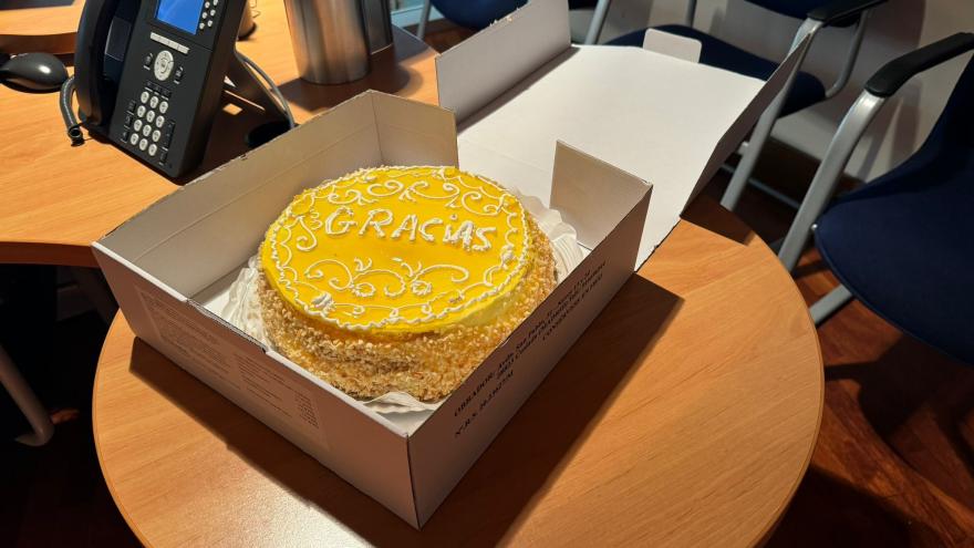 Tarta de Cumpleaños de Álvaro y agradecimiento a los profesionales de Emergencias