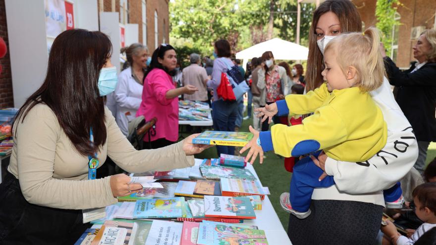Entrega de libros