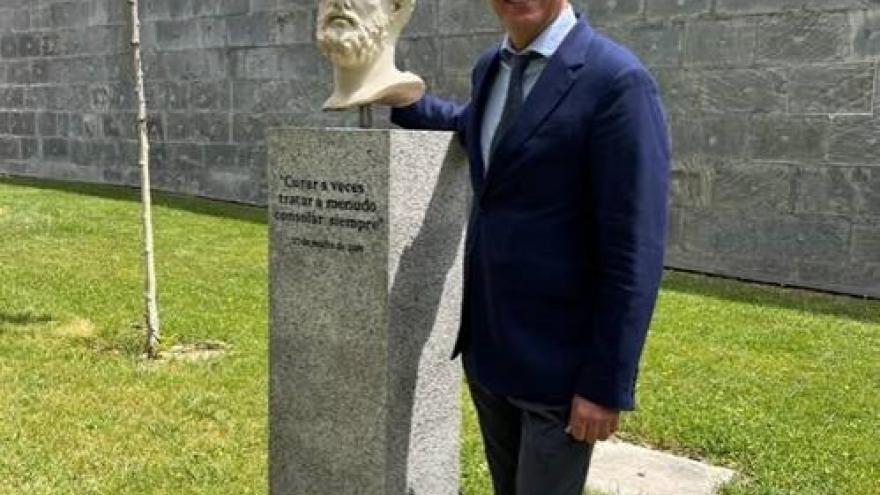 Dr López Estebaranz