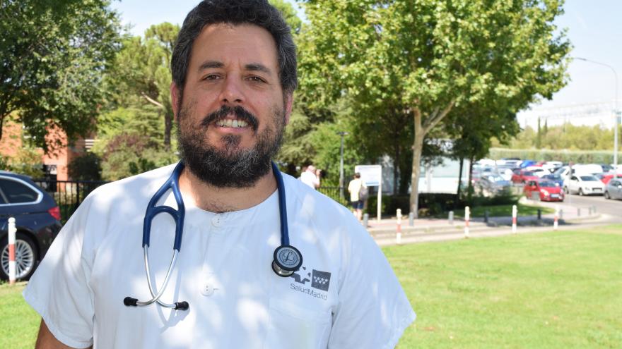 El artículo destaca la importancia de un abordaje integral en este tipo de pacientes