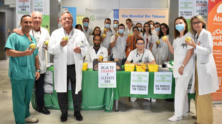 El Servicio de Neumología y dirección de Enfermeria en el Día Mundial Sin Tabaco