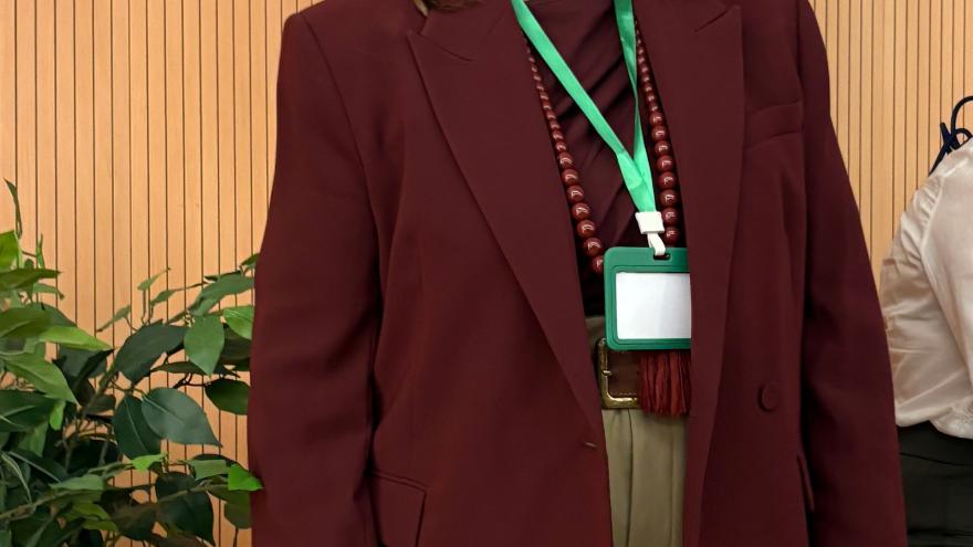 Almudena Santano, gerente del Hospital Universitario Infanta Cristina. La gerente de un hospital madrileña antes de pronunciar una conferencia