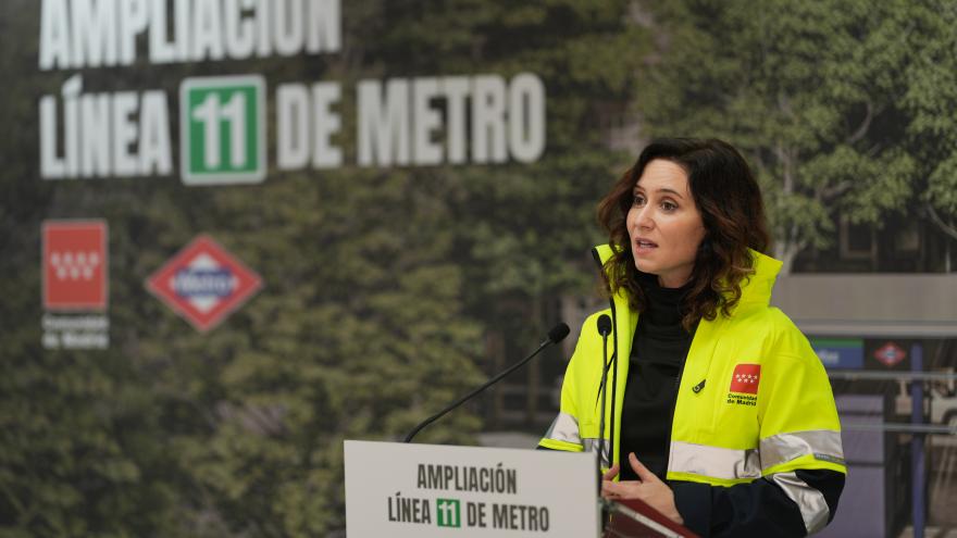Díaz Ayuso presenta el modelo de excavación que agilizará la ampliación de la L11 de Metro con dos nuevas estaciones en Comillas y Madrid Río La presidenta Isabel Díaz Ayuso