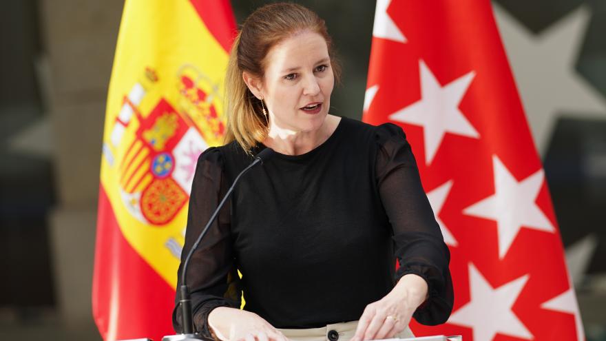 Los consejeros Miguel Ángel García Martín y Ana Dávila en la Real Casa de Postas