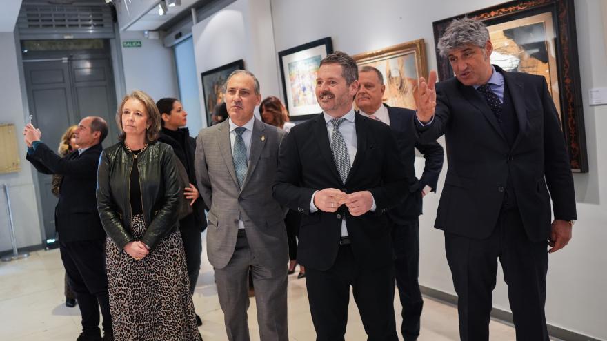 La Comunidad de Madrid, en el VIII Salón de Arte Moderno con Picasso de protagonista El consejero Mariano de Paco Serrano