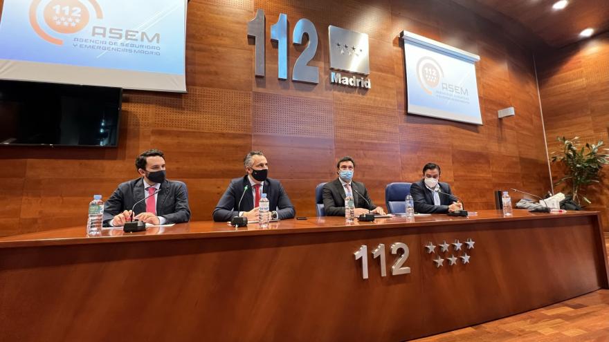 El equipo de Emergencias 112 durante la reunión