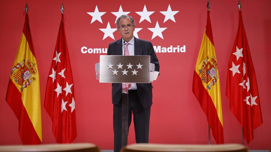 El portavoz del Gobierno regional, Enrique Ossorio, durante la rueda de prensa
