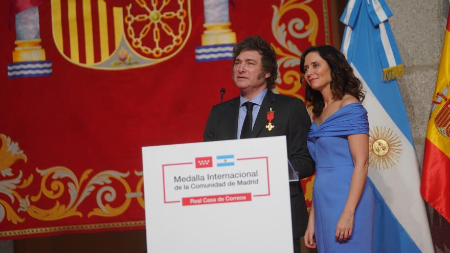La presidenta Isabel Díaz Ayuso junto al presidente de Argentina Javier Milei