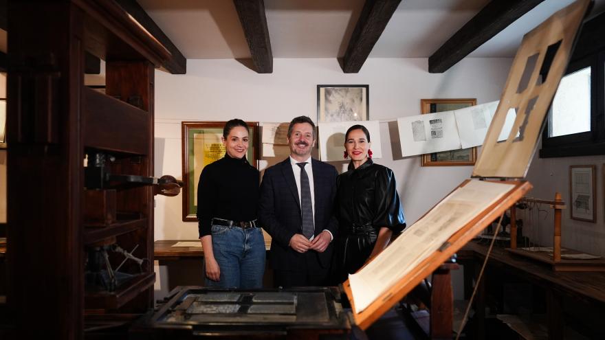 Mariano de Paco presenta un proyecto junto a la Sociedad Cervantina