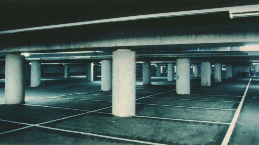 Miguel Hernández parking lot empty
