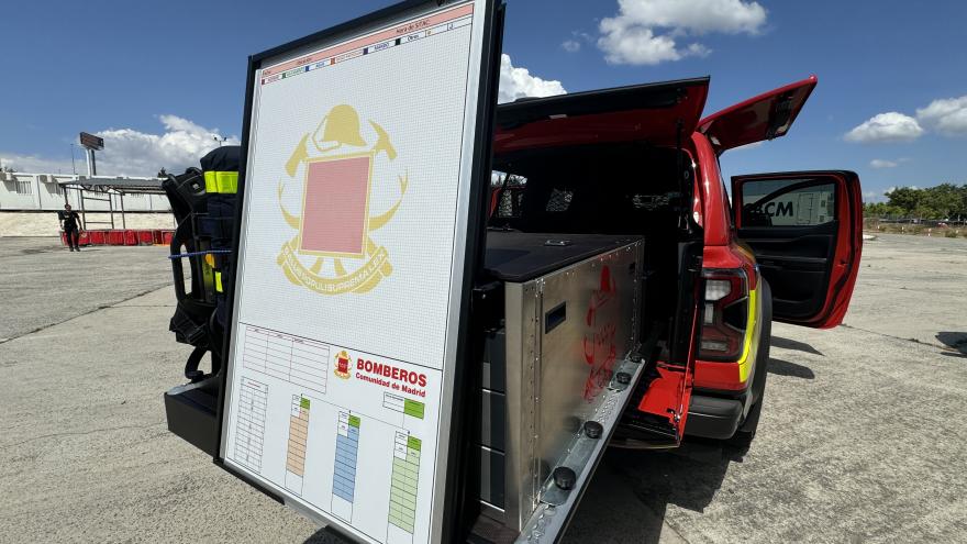 pick up del Cuerpo de Bomberos