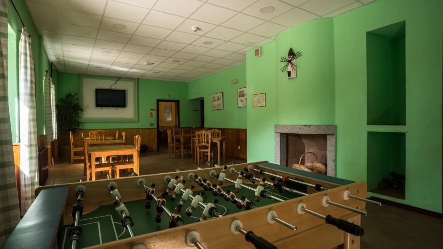 Sala de juegos albergue