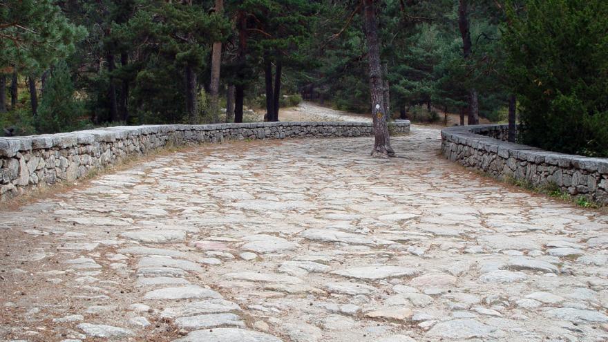 Parque Regional de la cuenca alta del Manzanares. Calzada romana Valle de la Fuenfria