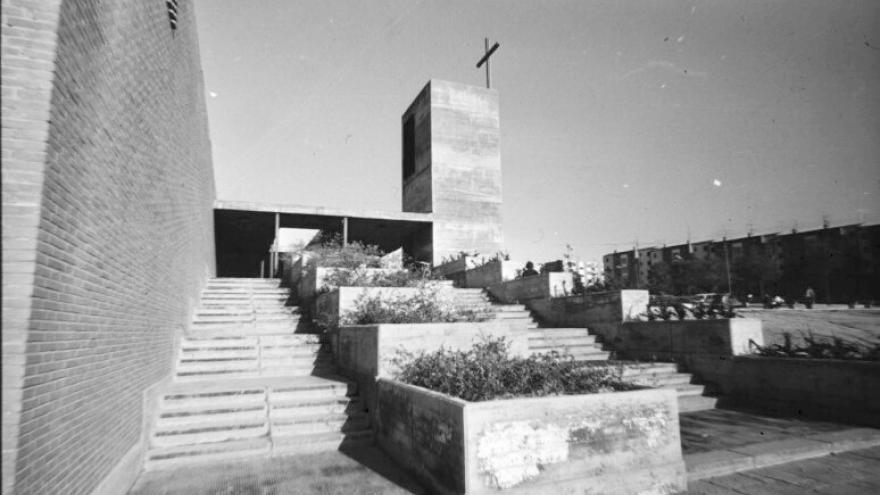 Iglesia de Santa Ana. Madrid. (Archivo Regional de la Comunidad de Madrid).