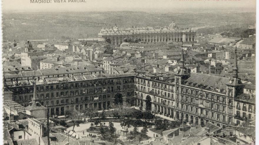 Plaza Mayor de Madrid. (Archivo Regional de la Comunidad de Madrid.)