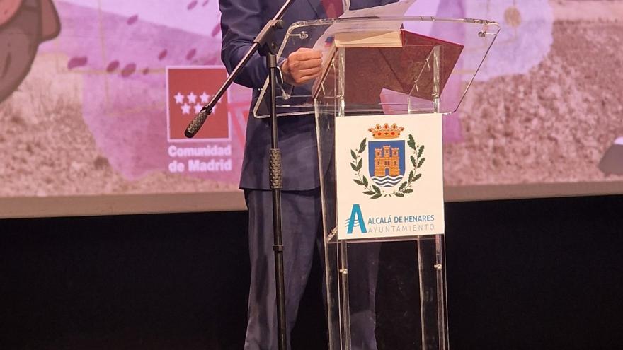 El consejero Emilio Viciana en la clausura de Los Martes de El Quijote en Alcalá de Henares