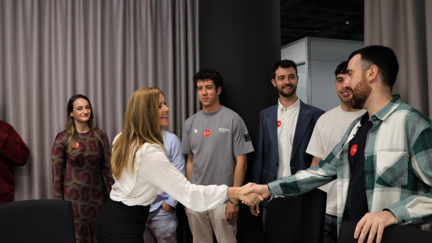 La consejera Ana Dávila durante la entrega de los Premios Emprendimiento Joven Carné Joven