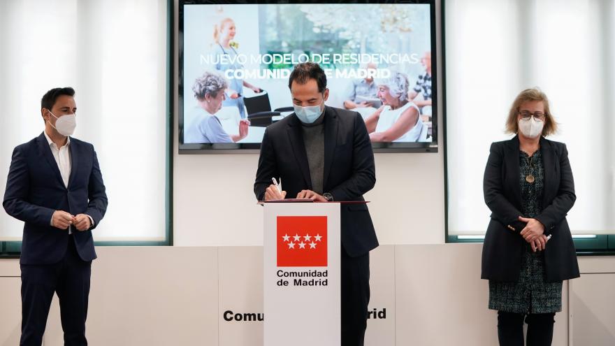 Aguado presenta el Acuerdo Marco de Residencias: Queremos que las residencias sean un verdadero hogar para nuestros mayores”