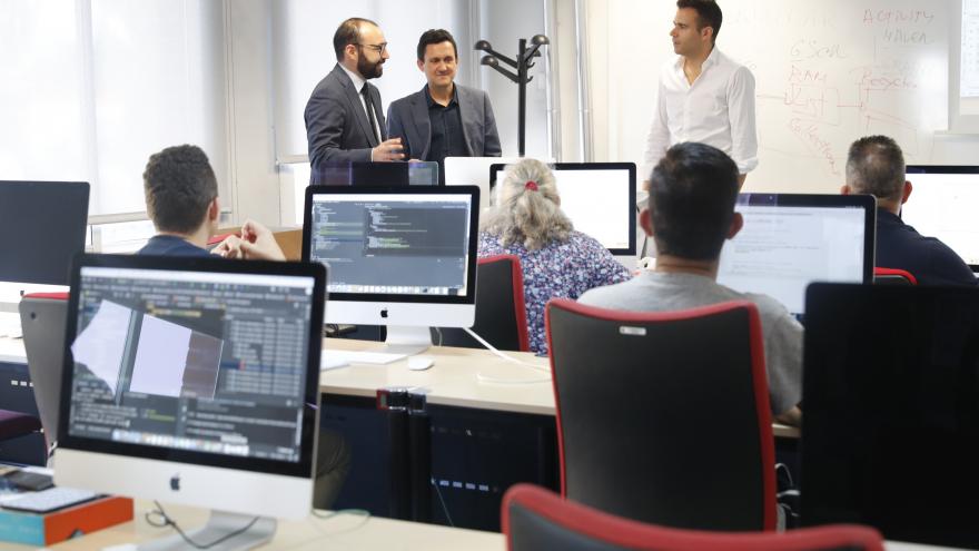 Giménez visita el Centro de Formación Profesional para el Empleo en Tecnologías de la Información y las Comunicaciones