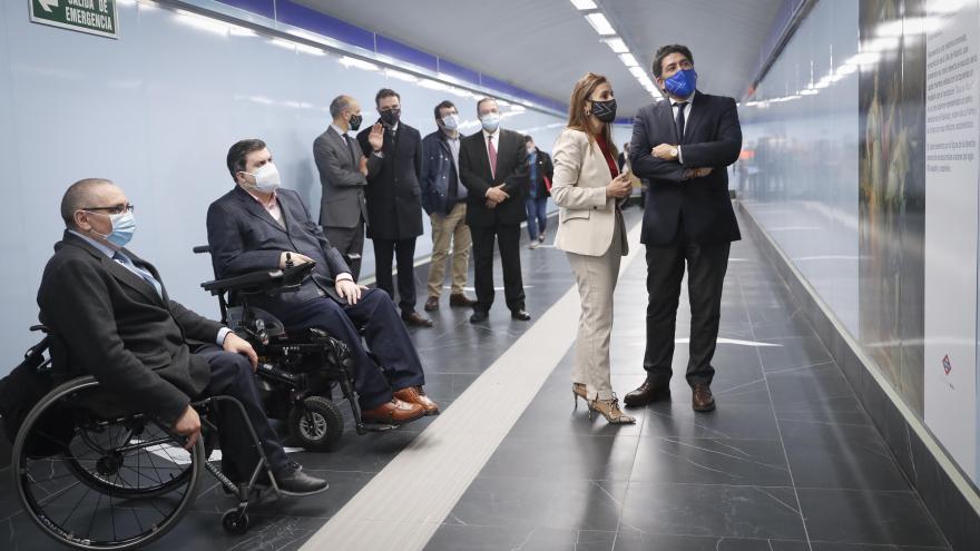Convertimos en plenamente accesible la estación de Metro de Tribunal  