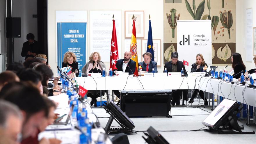 El consejero Jaime de los Santos presenta ante el Consejo Nacional de Patrimonio la candidatura del Retiro y el Paseo del Prado como Patrimonio Mundi