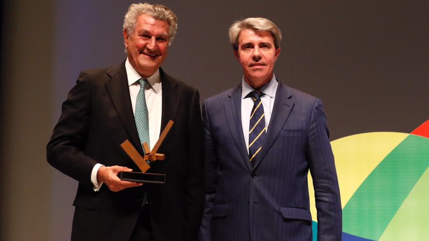 El presidente de la Comunidad, Ángel Garrido, preside la entrega de galardones del Colegio de Ingenieros de Caminos, Canales y Puertos de Madrid