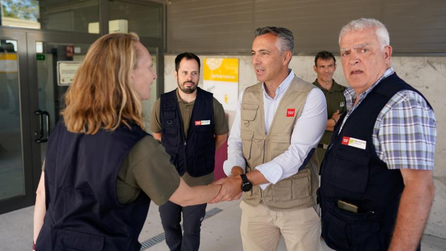 El consejero recorriendo el centro