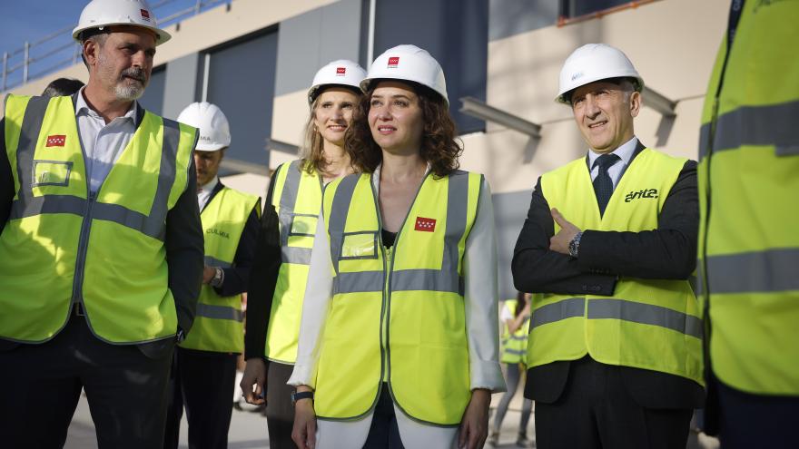 La presidenta recorriendo las obras