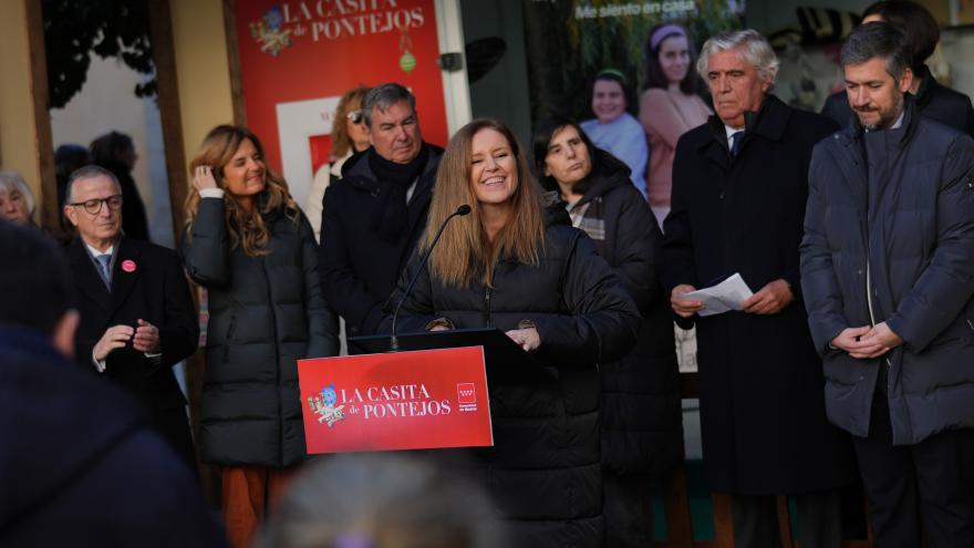 Los consejeros Miguel Ángel García Martín y Ana Dávila durante la inauguración de la Casita Solidaria de Pontejos