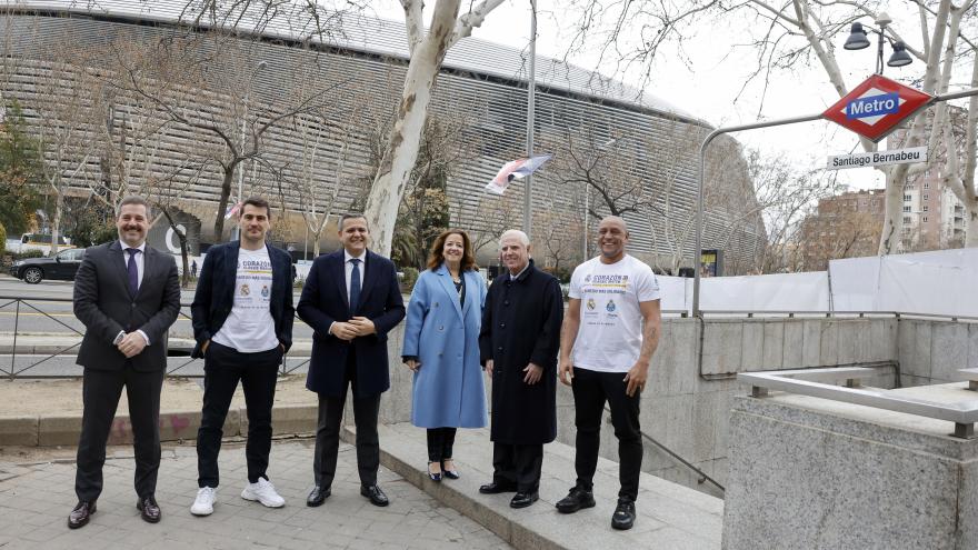 Los consejeros Jorge Rodrigo, Fátima Matute y Mariano de Paco Serrano presentan el partido de fútbol benéfico Corazón Classic Match