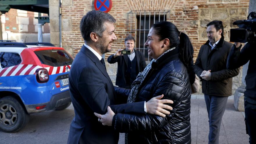 El consejero Miguel Ángel García Martín durante su visita a Villa del Prado