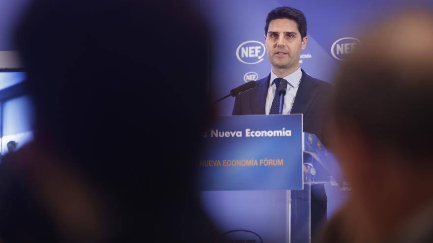 El consejero Emilio Viciana durante el desayuno informativo de Nueva Economía Fórum  